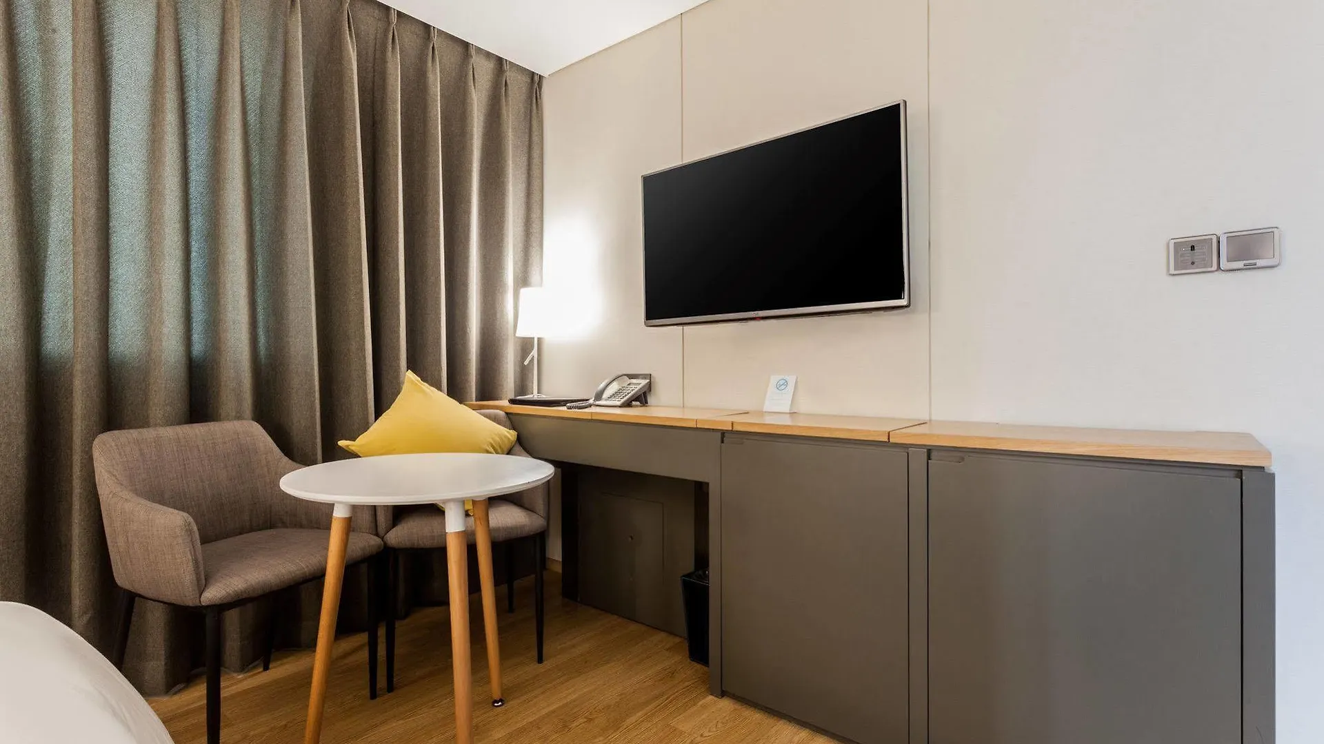 Innostay Seoul 3*,  South Korea